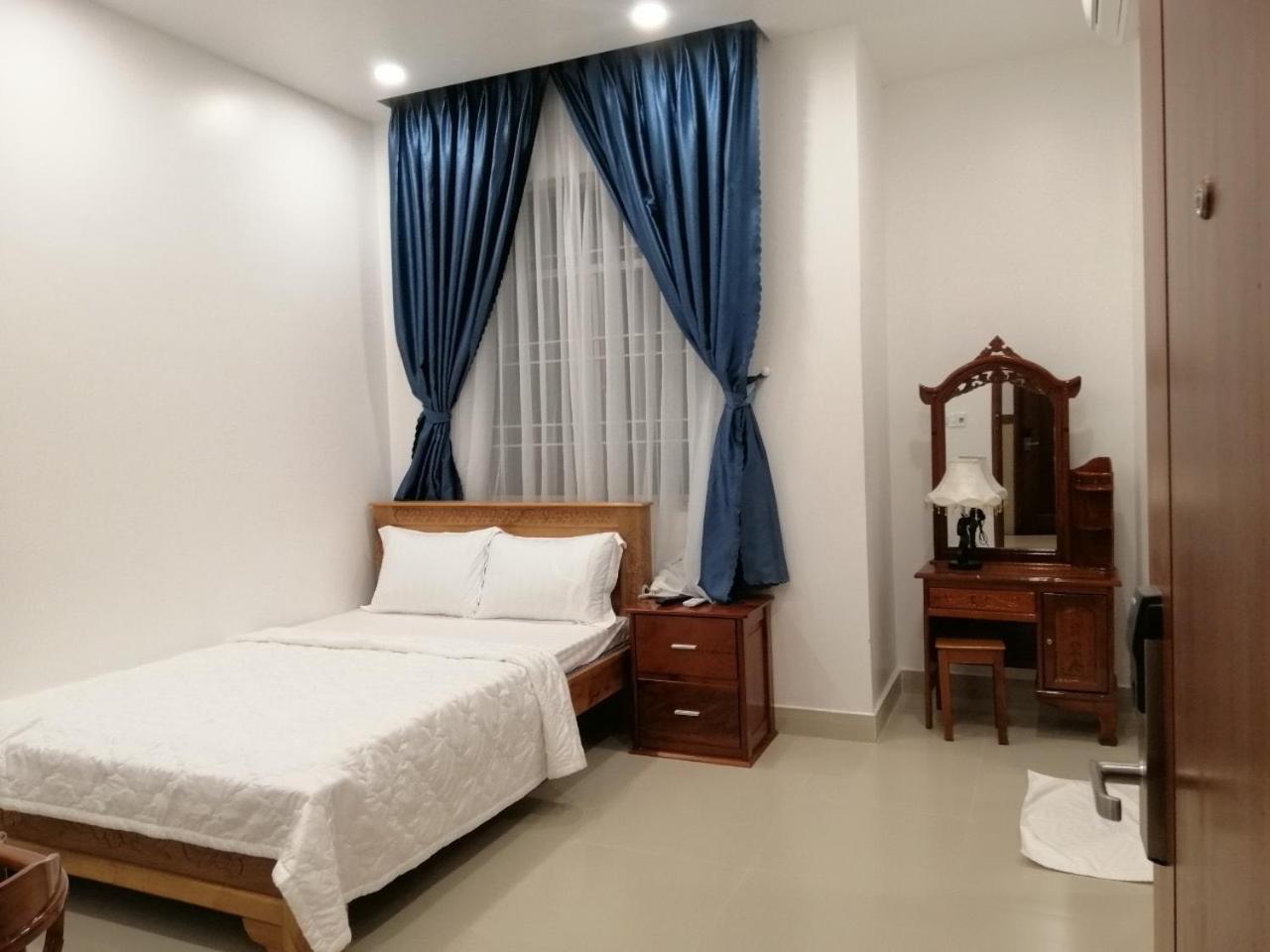 Hotel Khach San Tuyet Hien Phú Quốc Exterior foto
